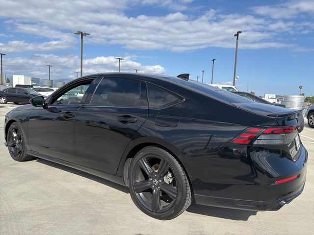 2023 Honda Accord Hybrid Sport-L photo 3