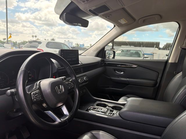 2023 Honda Pilot EX-L photo 3