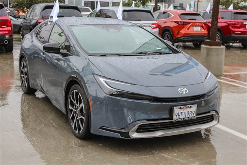 Used 2023 Toyota Prius Prime XSE Hatchback
