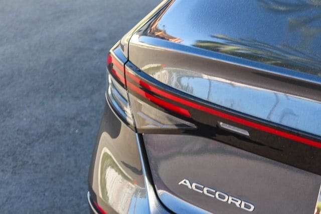 2025 Honda Accord SE photo 3