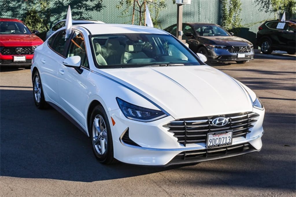 Used 2023 Hyundai Sonata SE Sedan