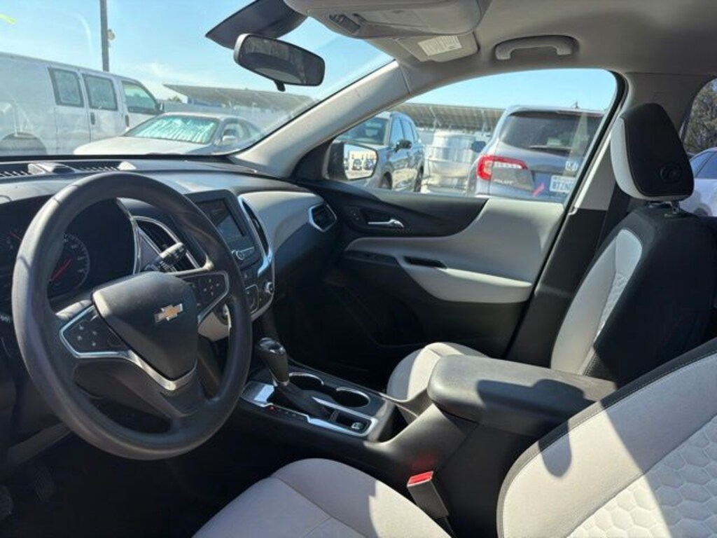 Used 2019 Chevrolet Equinox LS SUV