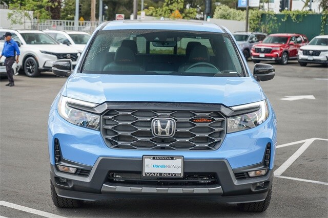 2025 Honda Ridgeline TrailSport photo 2
