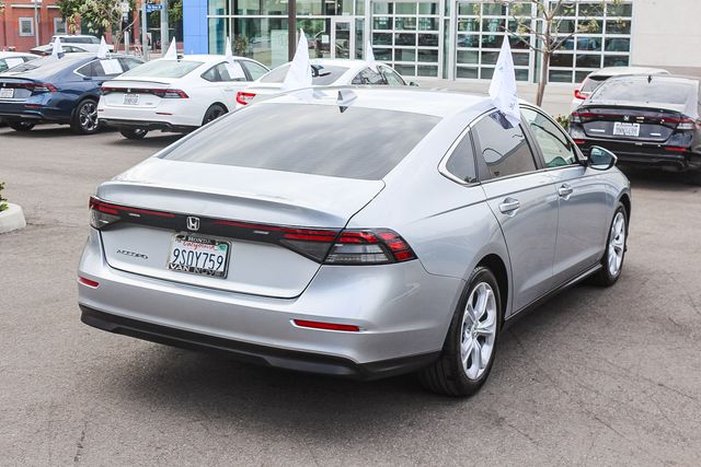 2025 Honda Accord LX photo 4