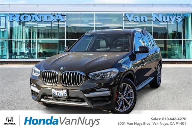 2019 BMW X3 30i's photo