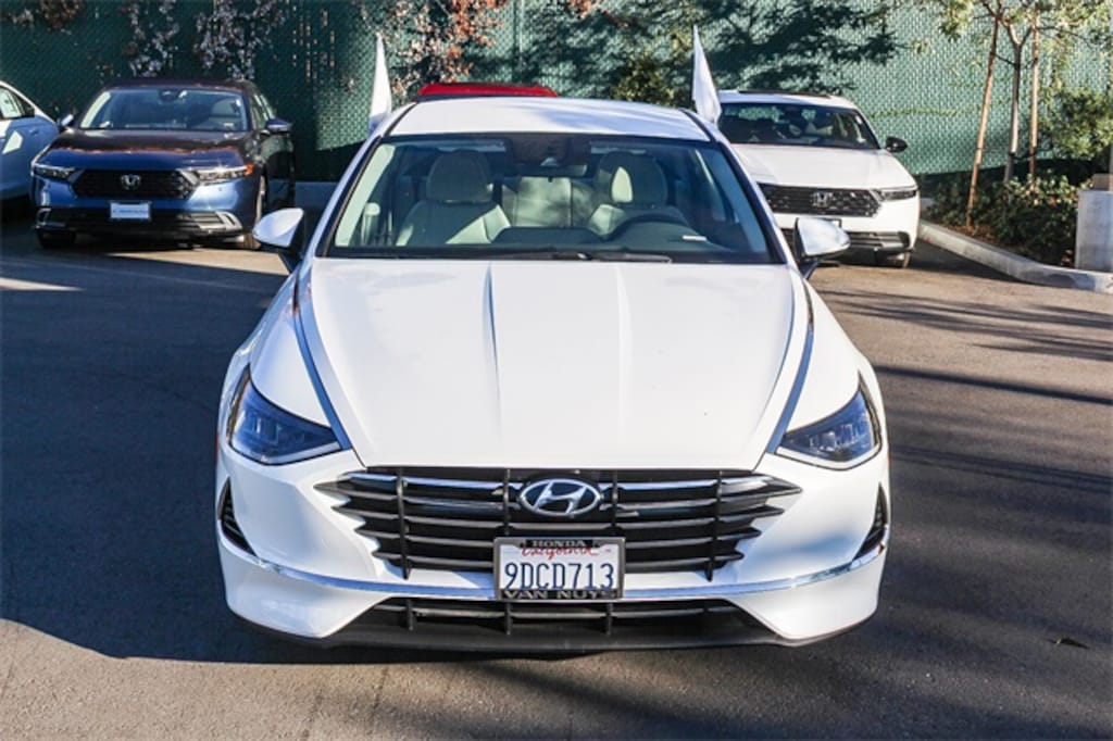 Used 2023 Hyundai Sonata SE Sedan