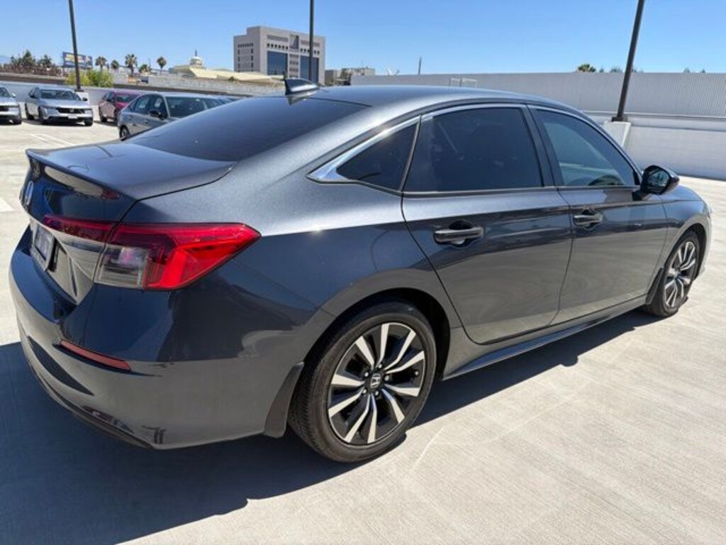 Used 2024 Honda Civic EX Sedan