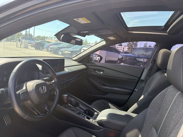 2024 Honda Accord Hybrid Sport photo 3