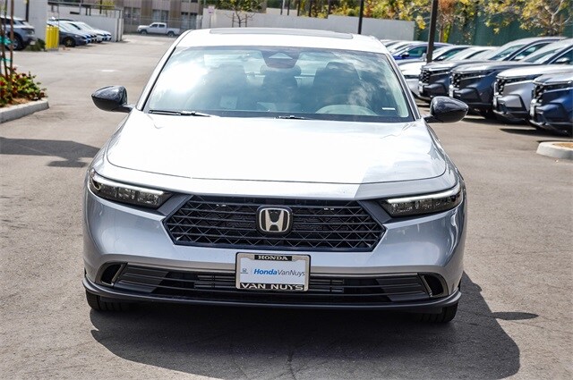 2025 Honda Accord SE photo 2