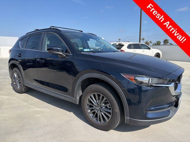 2020 Mazda CX-5 Touring Auto's photo