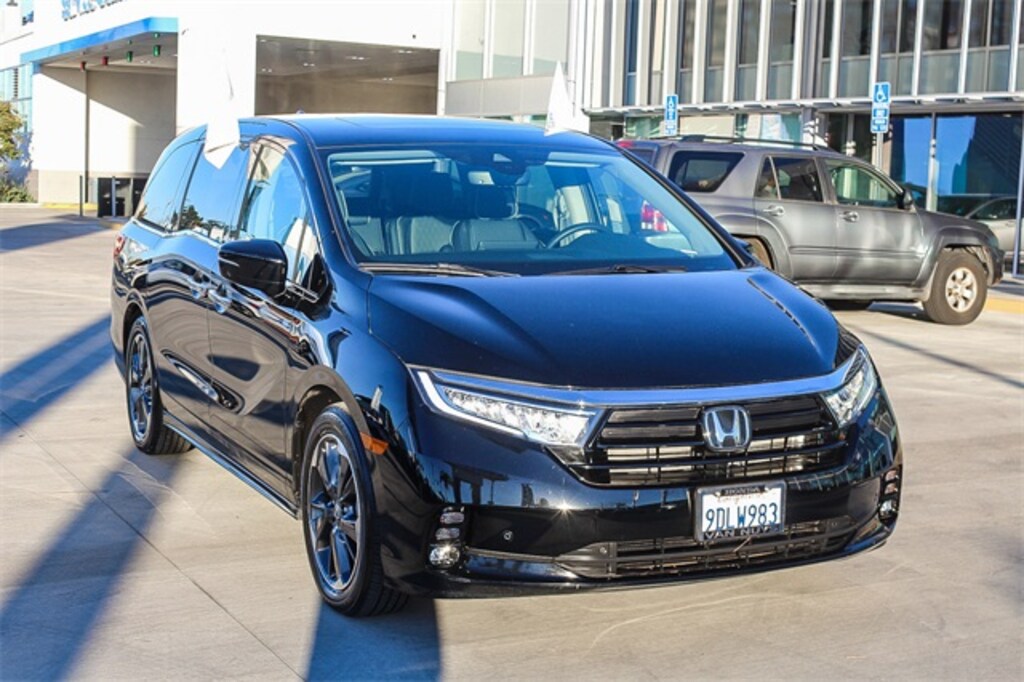Used 2023 Honda Odyssey Elite Minivan/Van