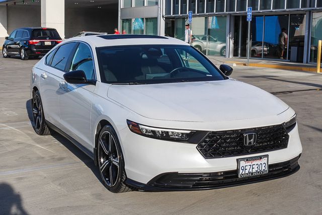 2023 Honda Accord Hybrid Sport photo 2