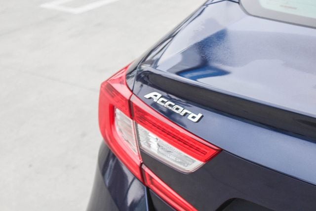 2018 Honda Accord EX-L photo 3