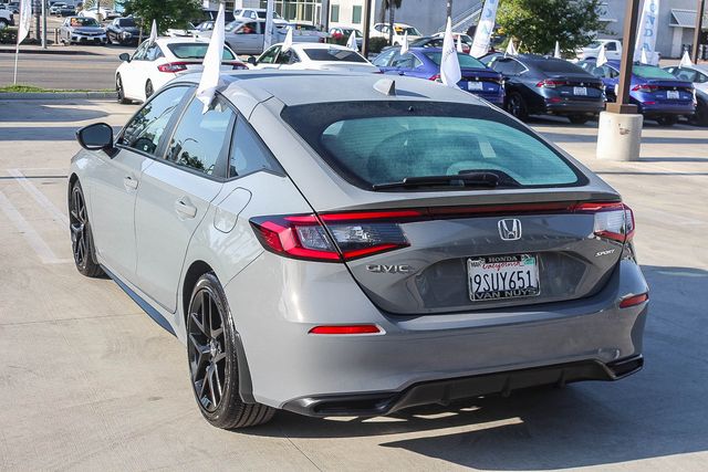 2025 Honda Civic Sport photo 6