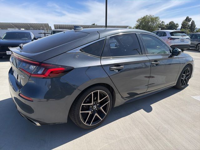 2022 Honda Civic Sport Touring photo 2