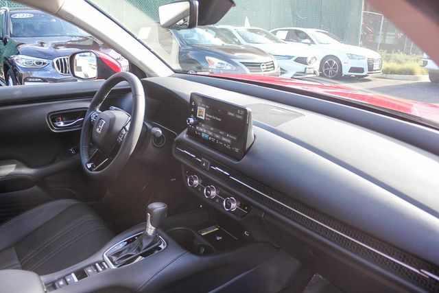 2024 Honda HR-V EX-L photo 3