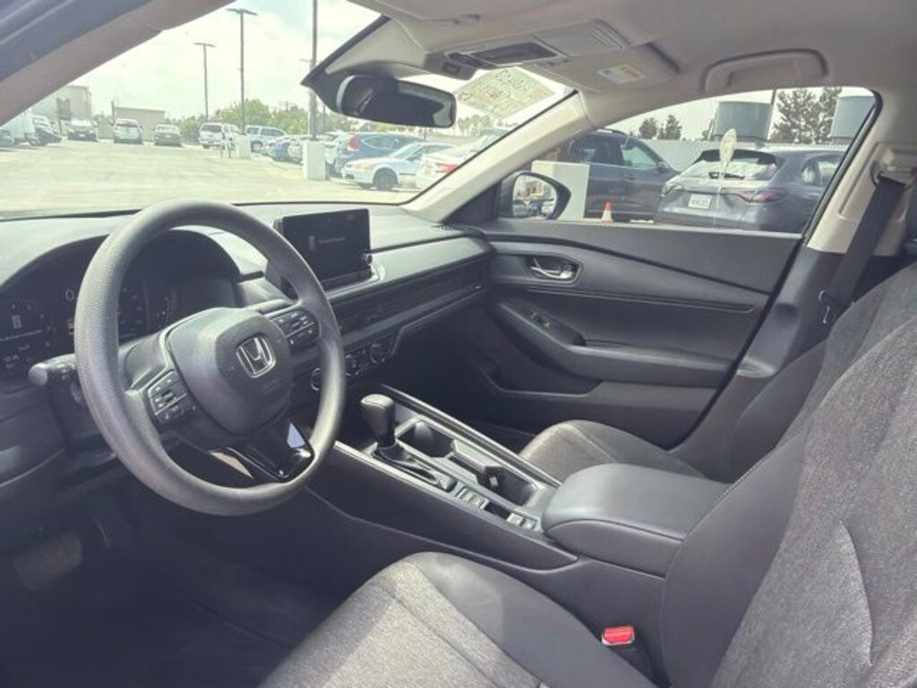 Used 2025 Honda Accord LX Sedan