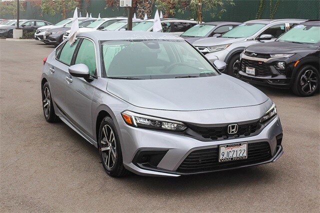 2023 Honda Civic LX Hatchback photo 3