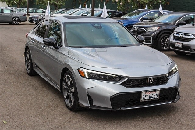 2025 Honda Civic Sport Touring Hybrid photo 3