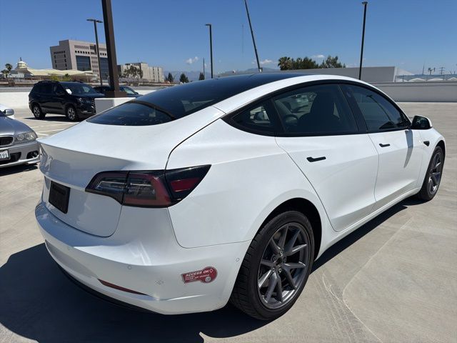 2022 Tesla Model 3 Base photo 2