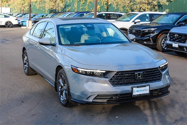 2025 Honda Accord Hybrid EX-L photo 3