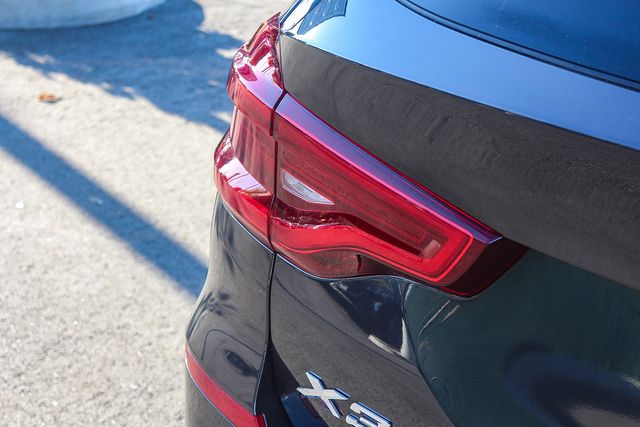 2021 BMW X3 xDrive30i photo 3