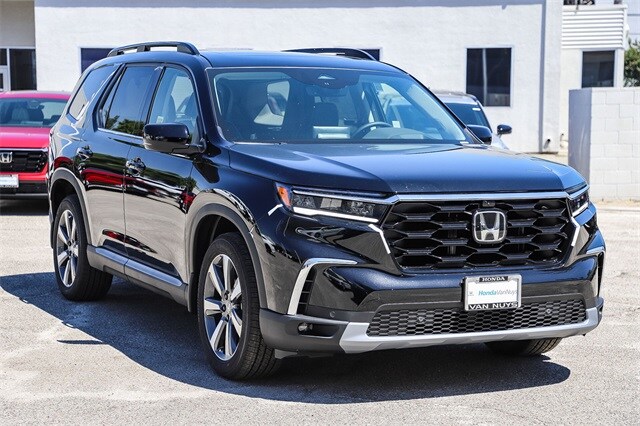 2025 Honda Pilot Elite photo 2