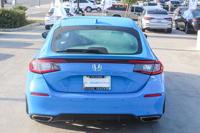 2024 Honda Civic Sport Touring photo 5