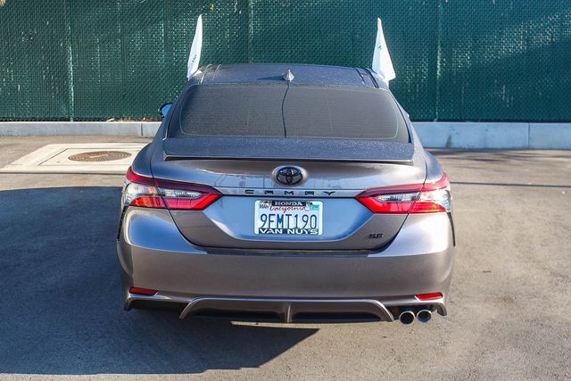 2023 Toyota Camry SE photo 5