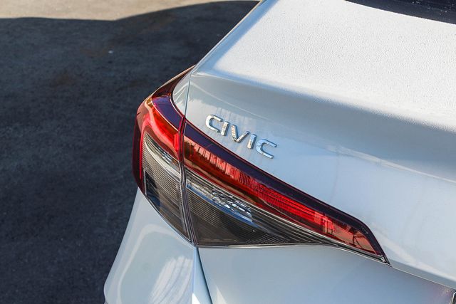 2025 Honda Civic LX photo 3