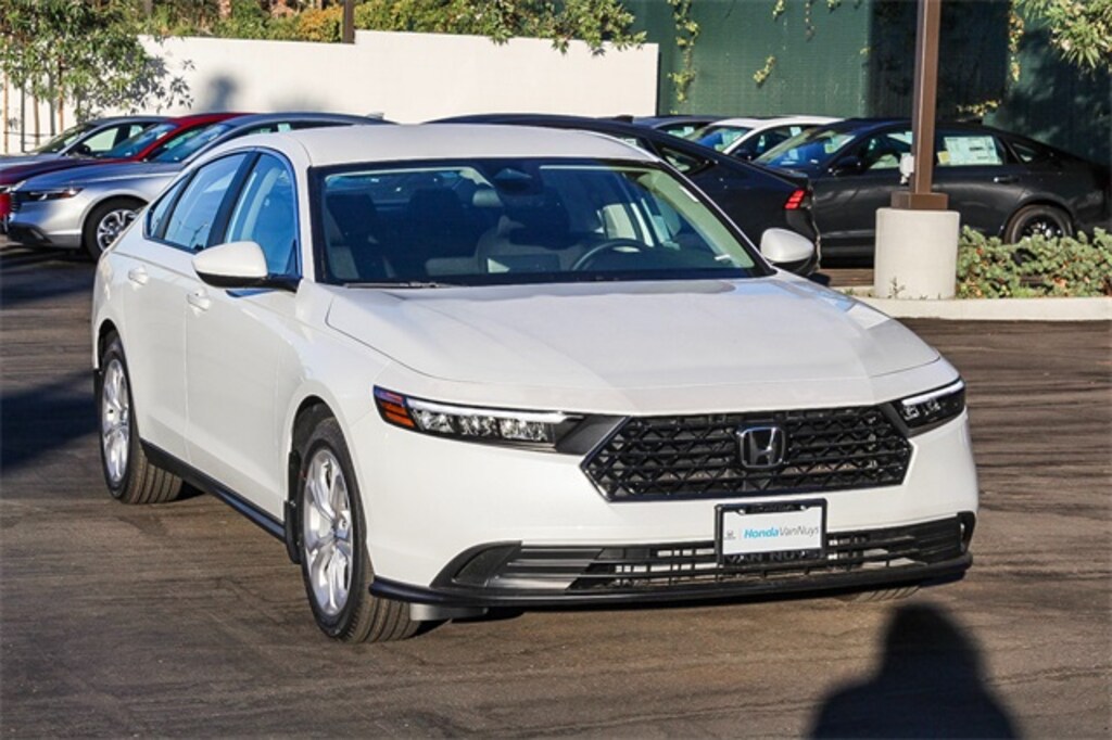 New 2025 Honda Accord LX Sedan