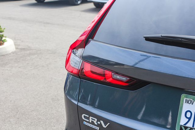 2025 Honda CR-V Hybrid Sport photo 3