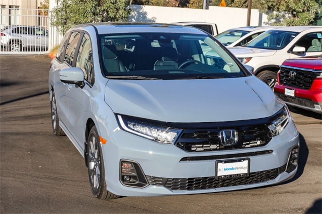 New 2026 Honda Odyssey Touring Minivan/Van