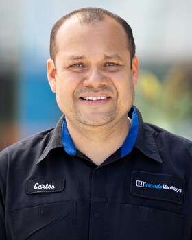 Staff member Carlos Hernandez from d1b7614ec264