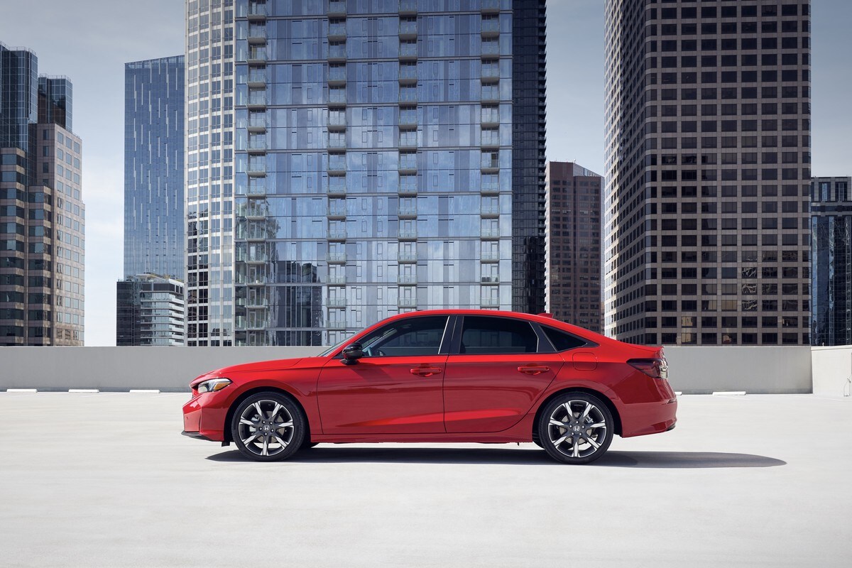 2025%20Honda%20Civic%20Sedan%20Sport%20Touring%20Hybrid.jpg