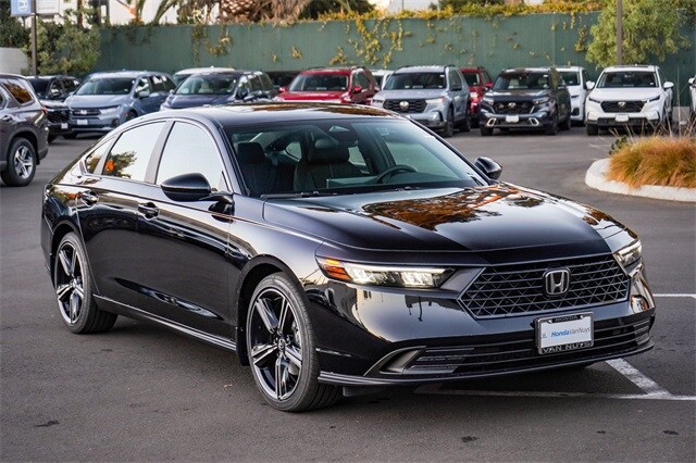 2025 Honda Accord Sport photo 3