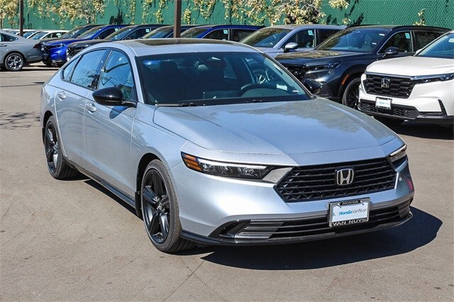 2025 Honda Accord Hybrid Sport-L photo 2