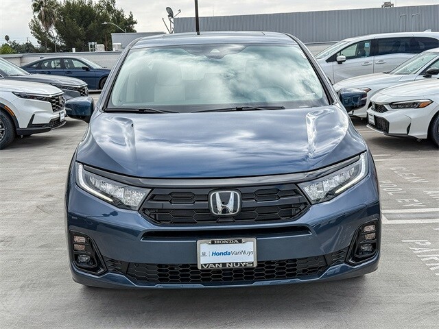 2026 Honda Odyssey Elite photo 2