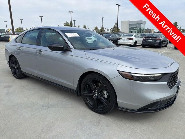 2023 Honda Accord Hybrid Sport-L w/o BSI's photo