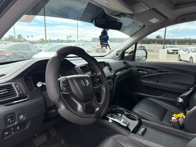 2021 Honda Pilot Touring photo 4