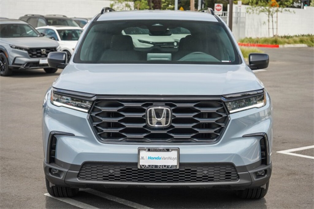 New 2025 Honda Pilot Sport SUV