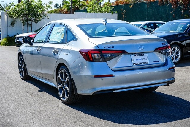 2026 Honda Civic Hybrid Sport Touring photo 2