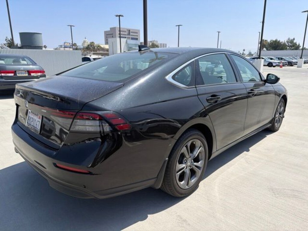 Used 2024 Honda Accord EX Sedan