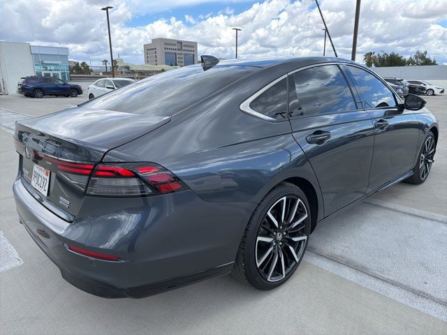 2024 Honda Accord Hybrid Touring photo 2