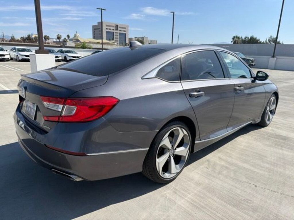 Used 2018 Honda Accord Touring Sedan