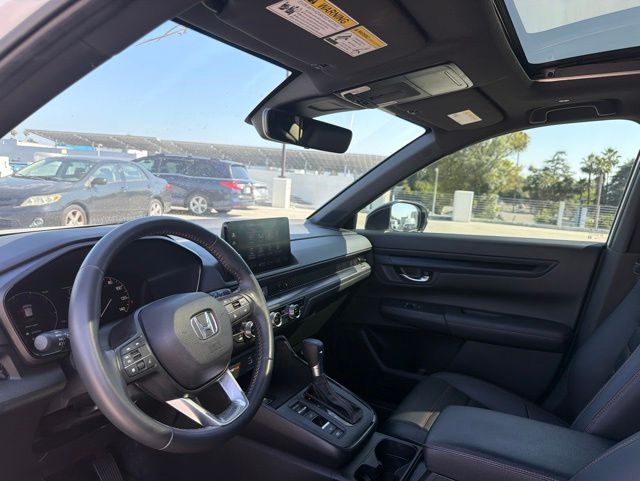 2025 Honda CR-V Hybrid Sport-L photo 3