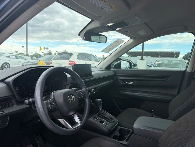 2023 Honda CR-V LX photo 4