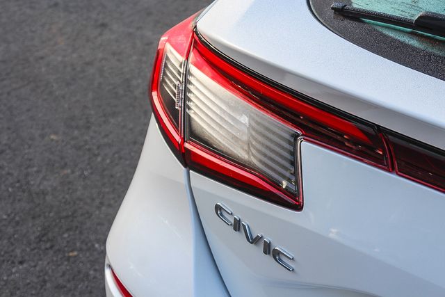 2022 Honda Civic Sport photo 3