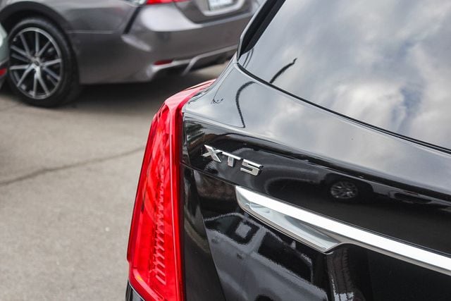 2018 Cadillac XT5 Luxury photo 3