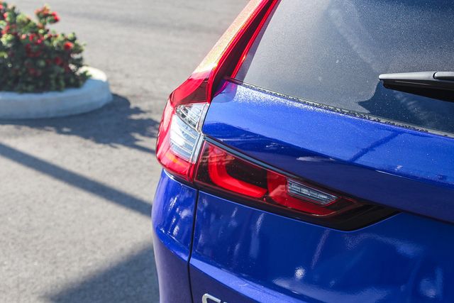 2025 Honda CR-V Hybrid Sport-L photo 3